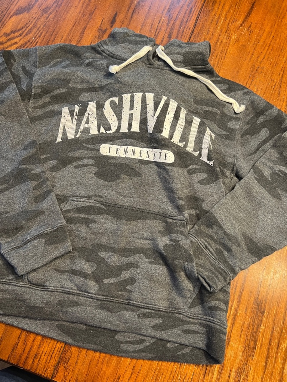 Nashville Tennessee Men's Pullover Hoodie - Gray Camo